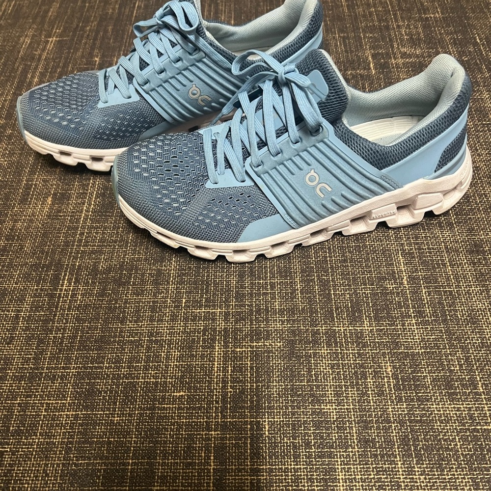 On Running Cloud Women's Light Blue Running Shoe - Picture 5 of 10